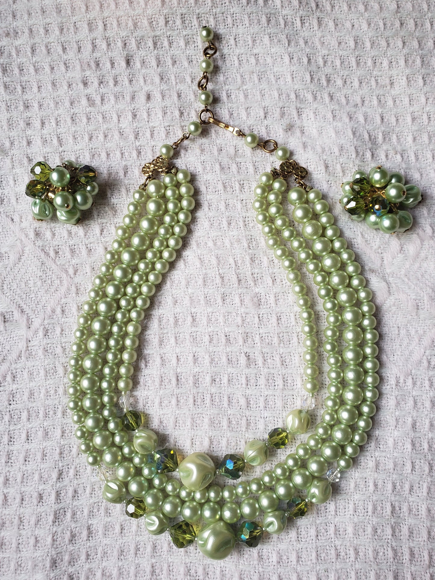 Vintage Sea Foam Green Necklace and Matching Earrings