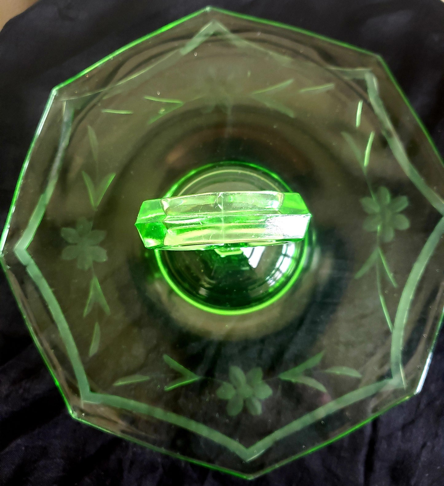 1940's New Martinsville/Viking Glass Etched Sandwich Tray