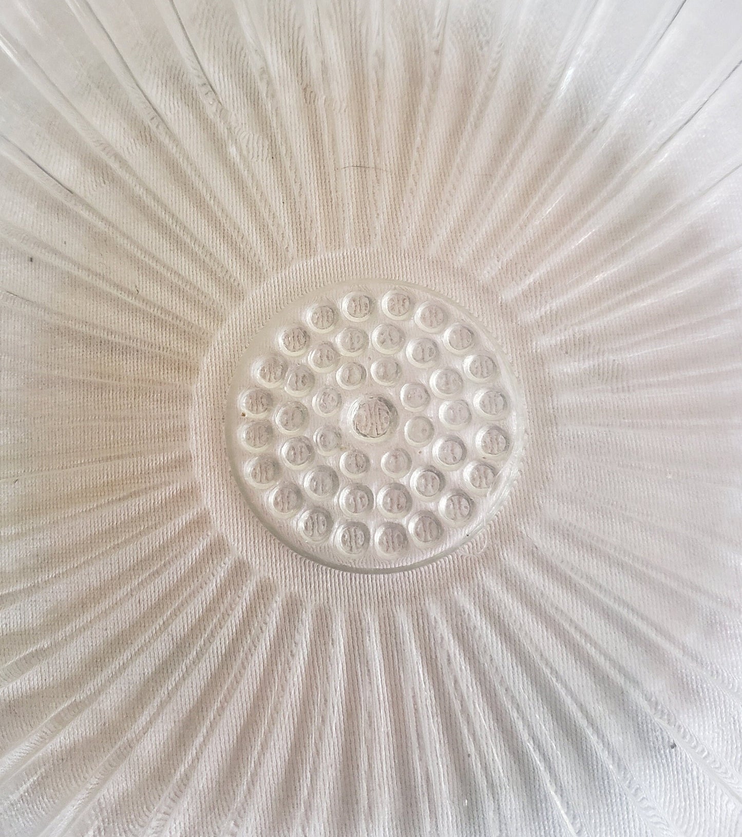 Vintage Clear Glass Berry Bowl in Sunflower Pattern