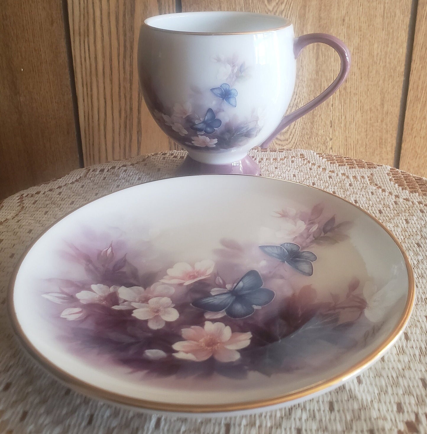 Vintage Teleflora Gift Lena Liu Blossoms and Butterflies Mug & Saucer