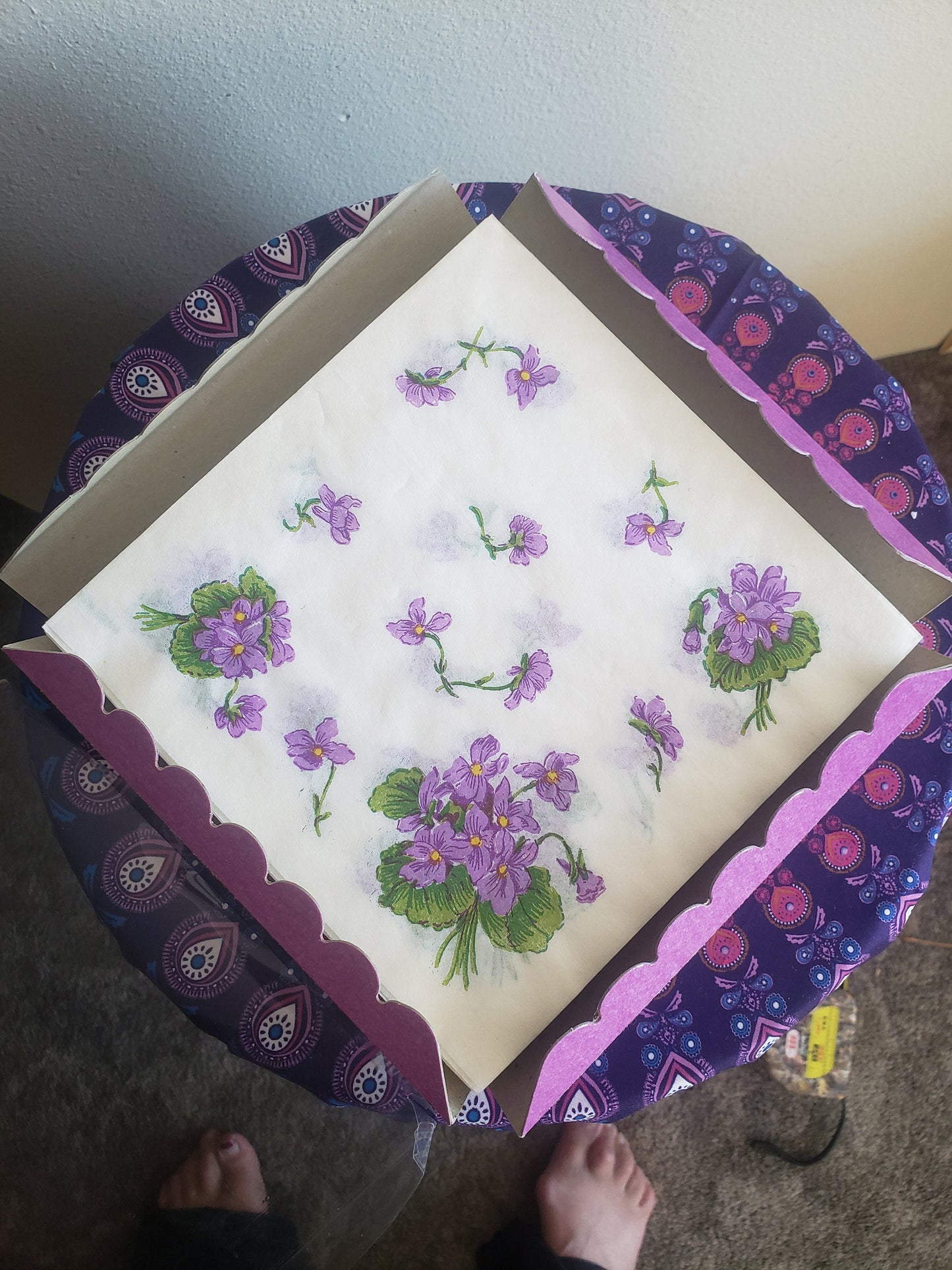 Vintage Paper Table Napkins - Purple Flower Bouquets