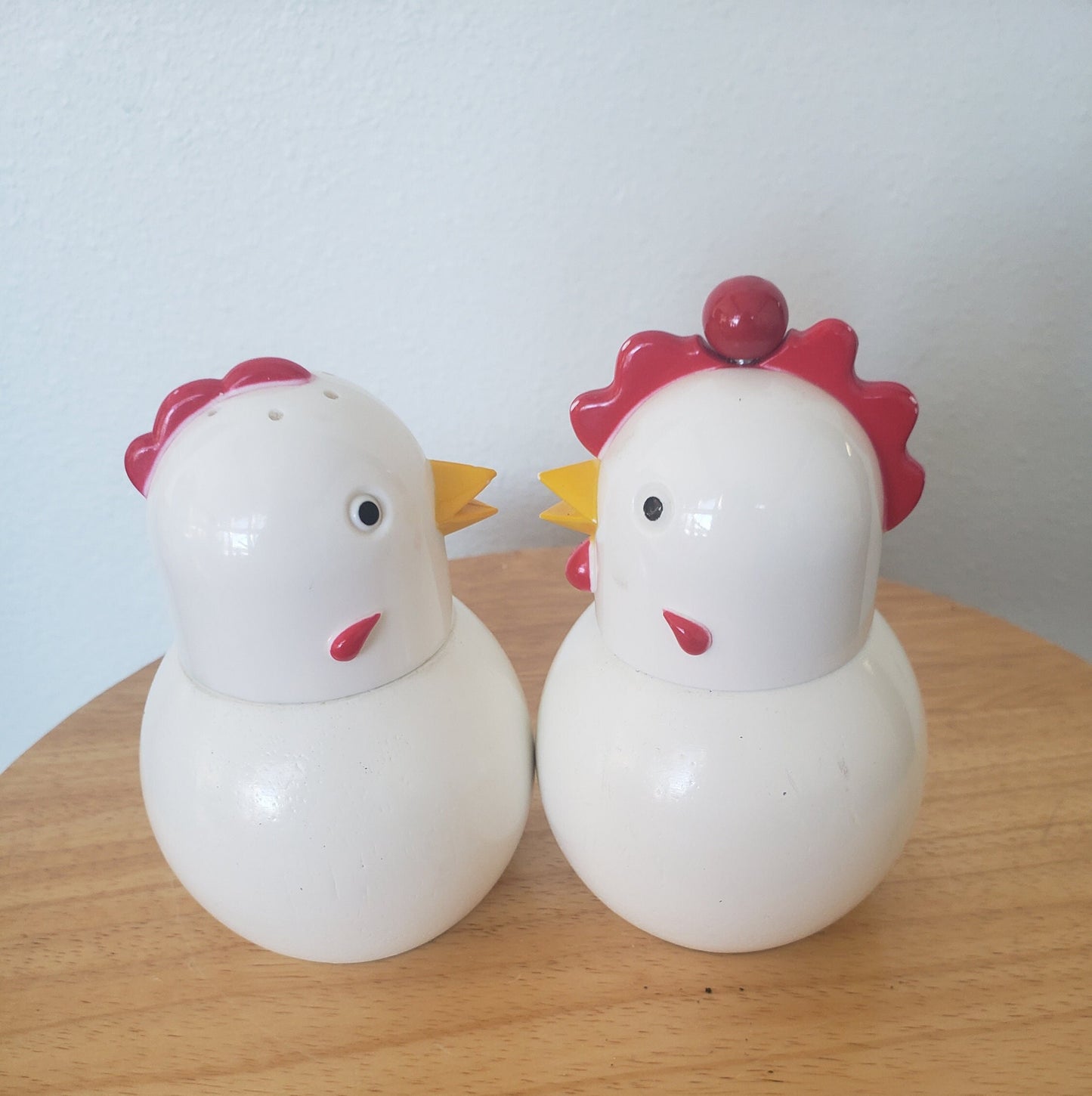 Adorable Chicken Salt Shaker and Pepper Grinder Set