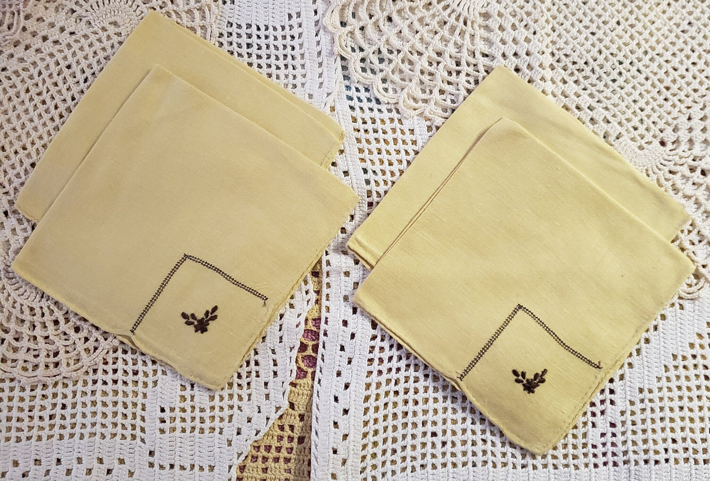 Vintage Ecru Color Napkins With Embroidery