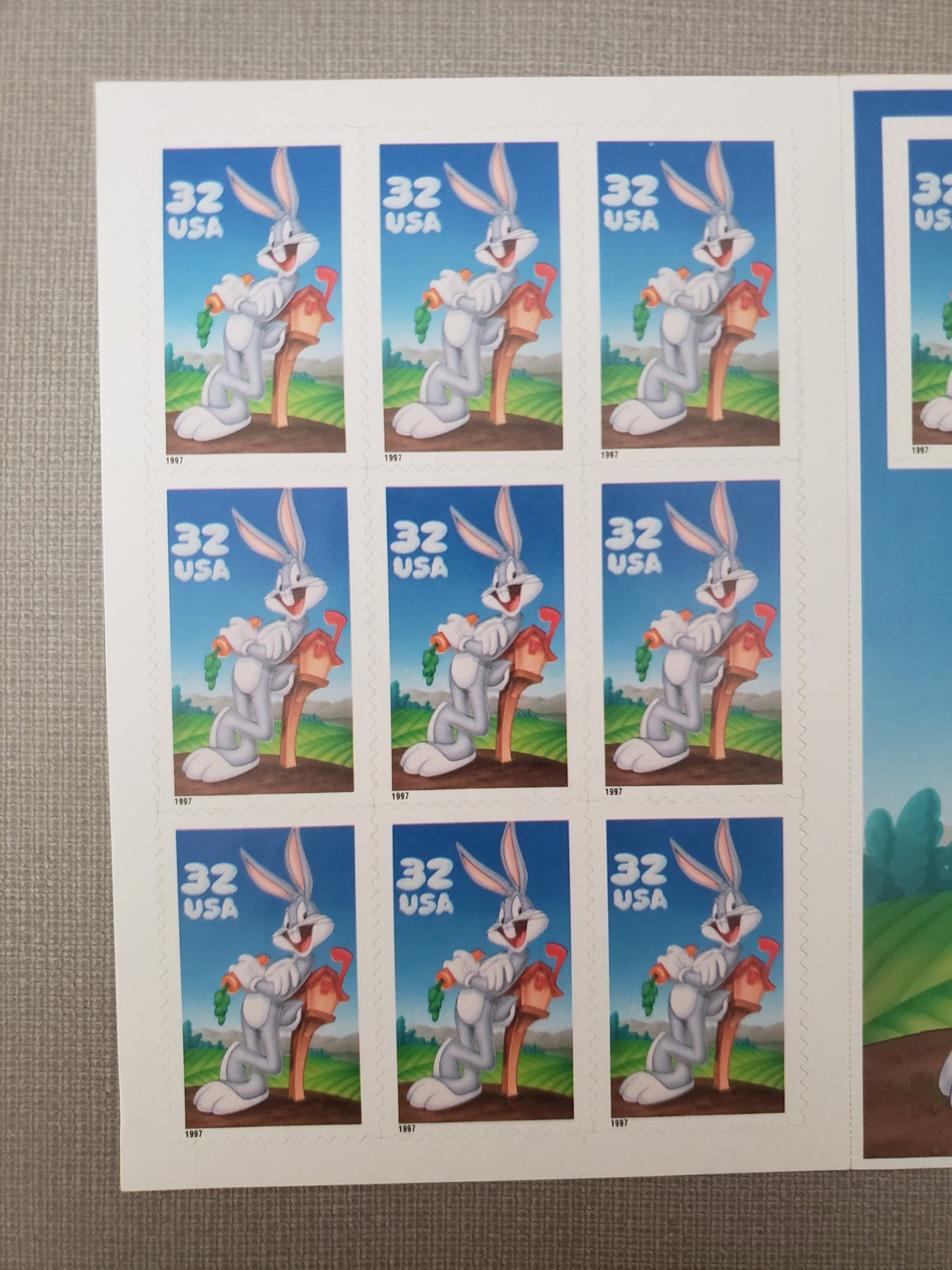 Bugs Bunny Booklet Sheet of 10 MINT NH 32 Cent Stamp