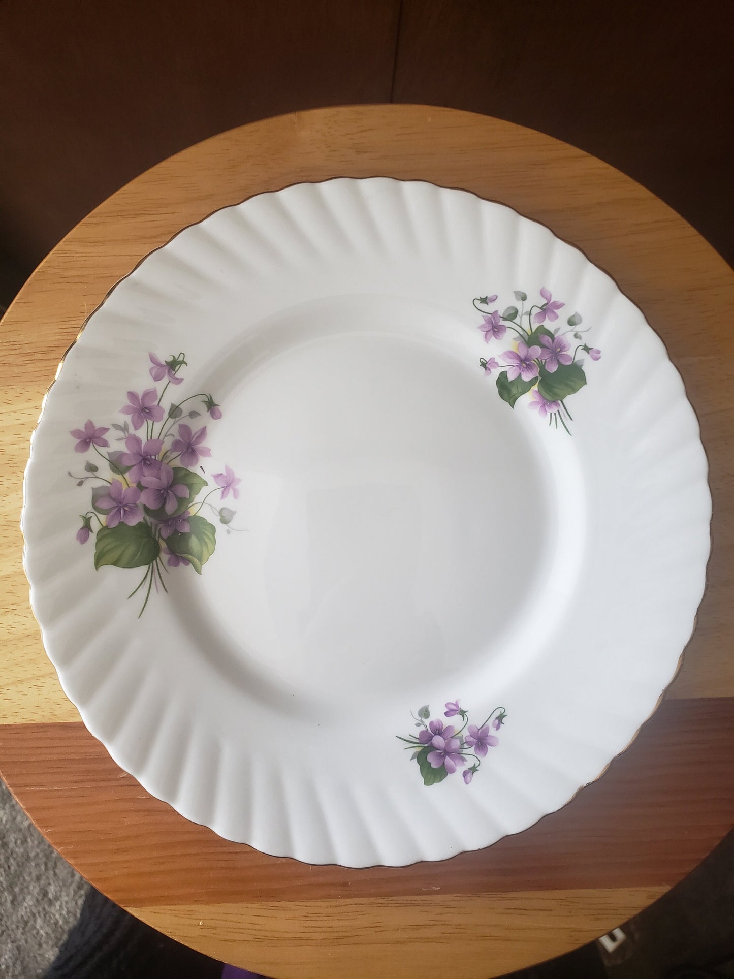 Gorgeous Rosina Bone China Plate - Queens Violets Pattern