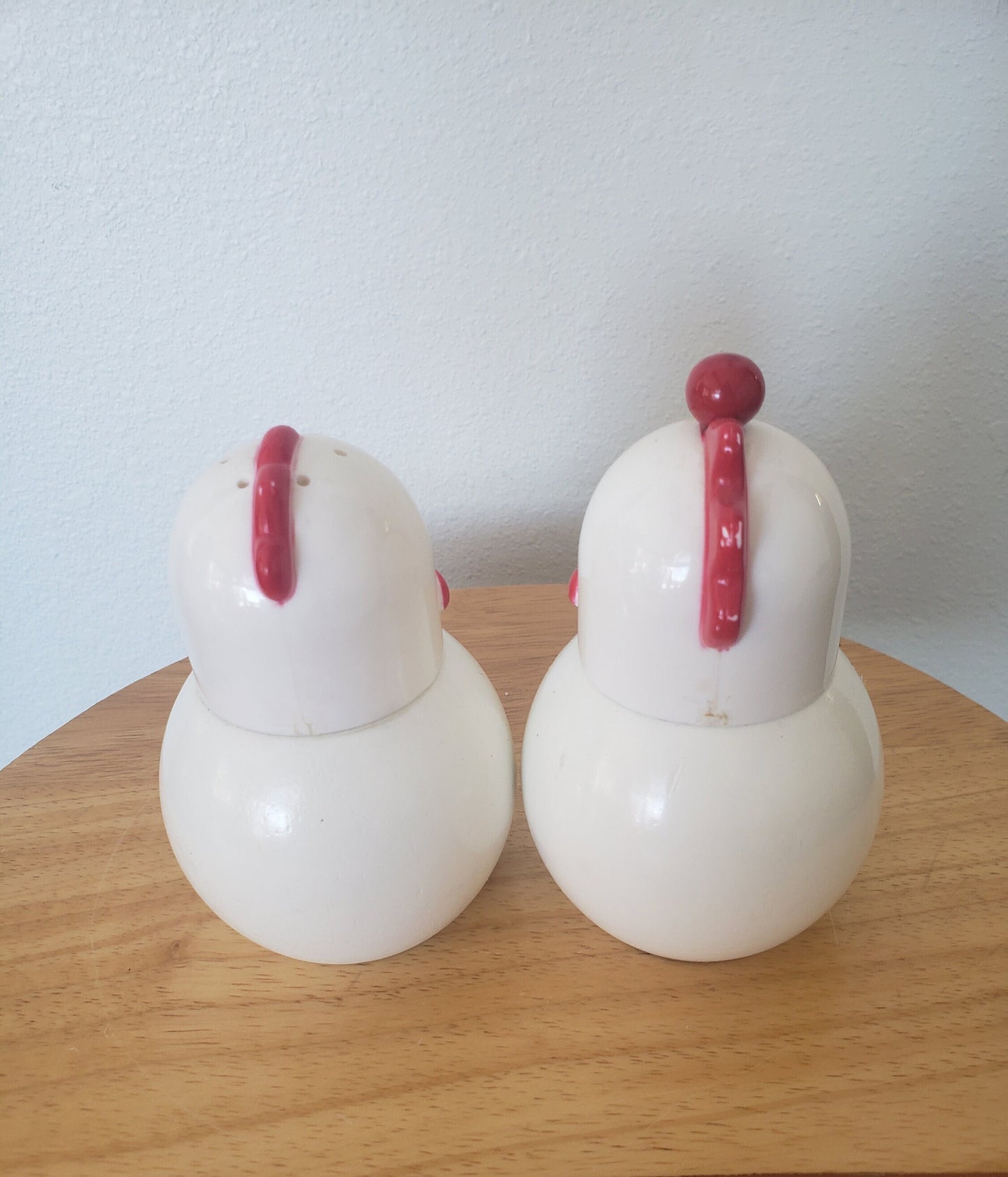 Adorable Chicken Salt Shaker and Pepper Grinder Set