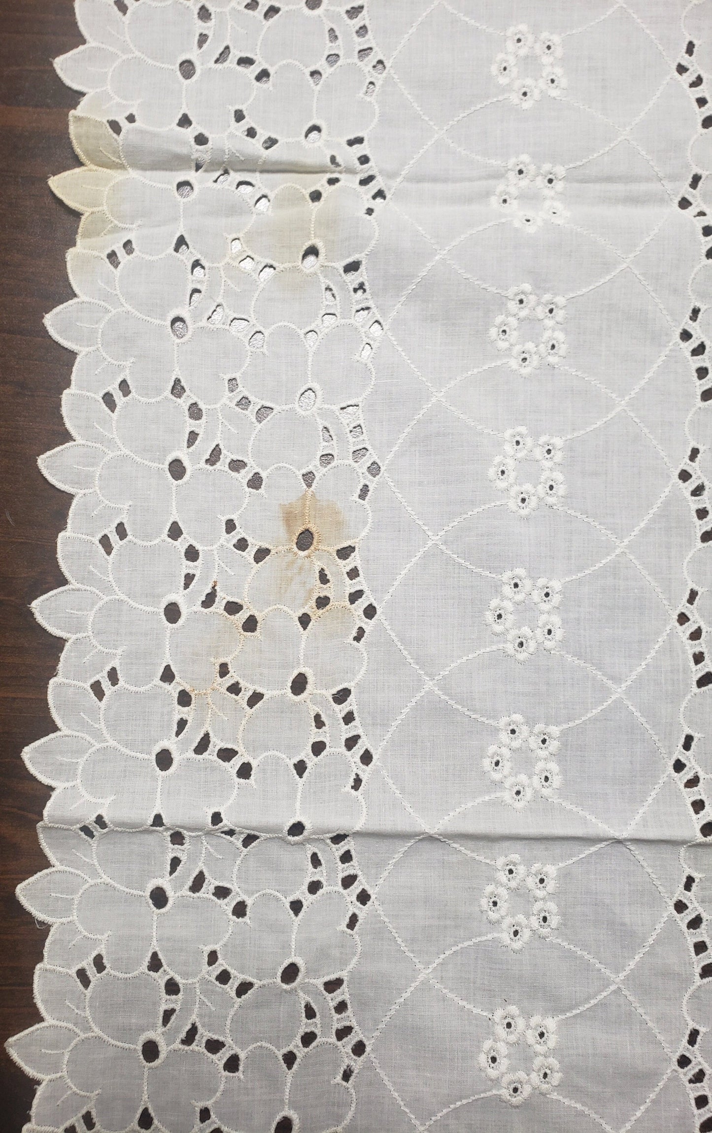 Vintage Eyelet Embroidered Dresser Scarf