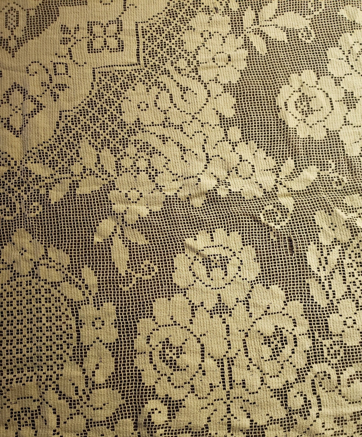 Floral Lace Tablecloth