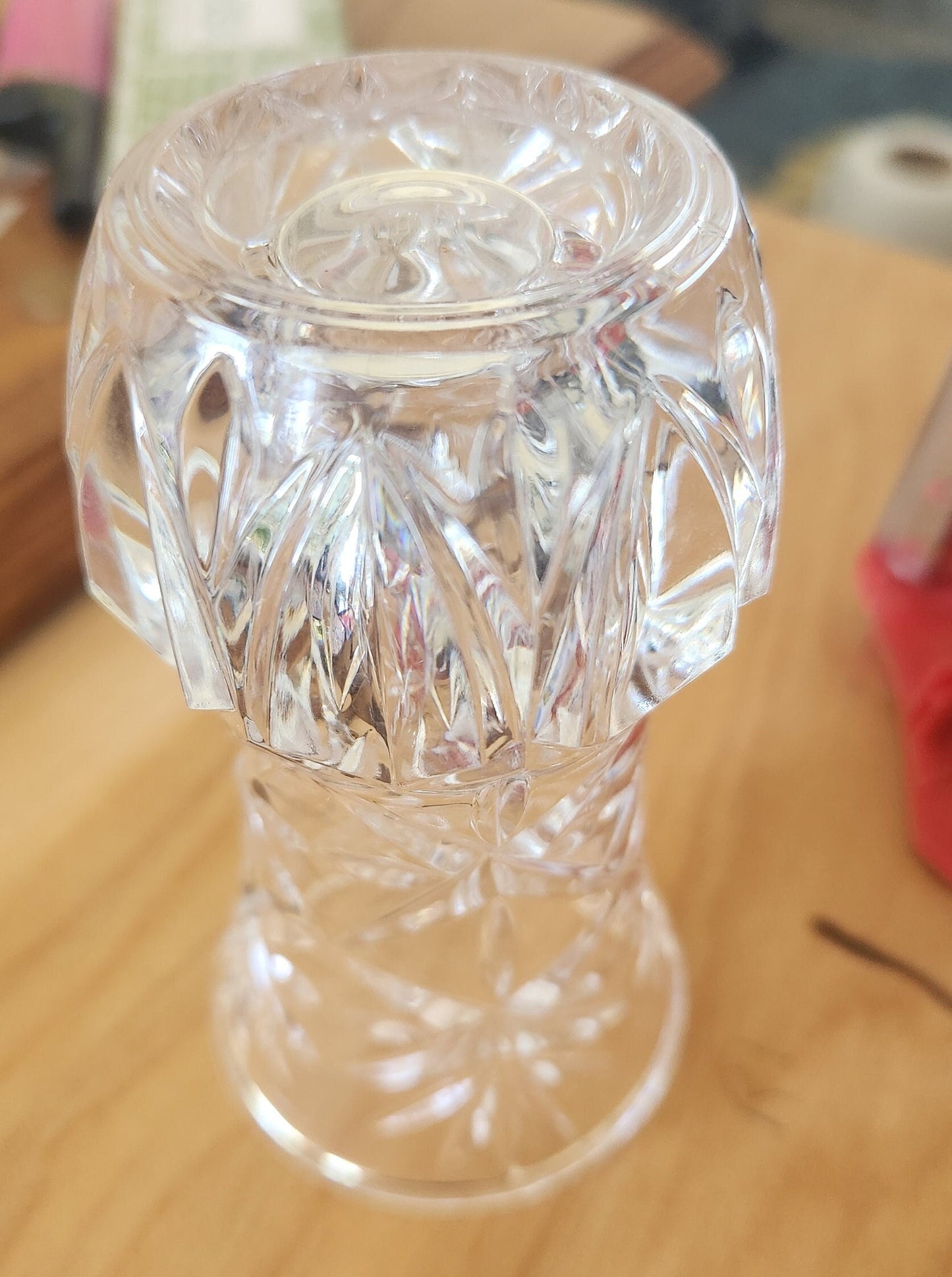 Elegant Bud Vase with Sparkling Star Pattern
