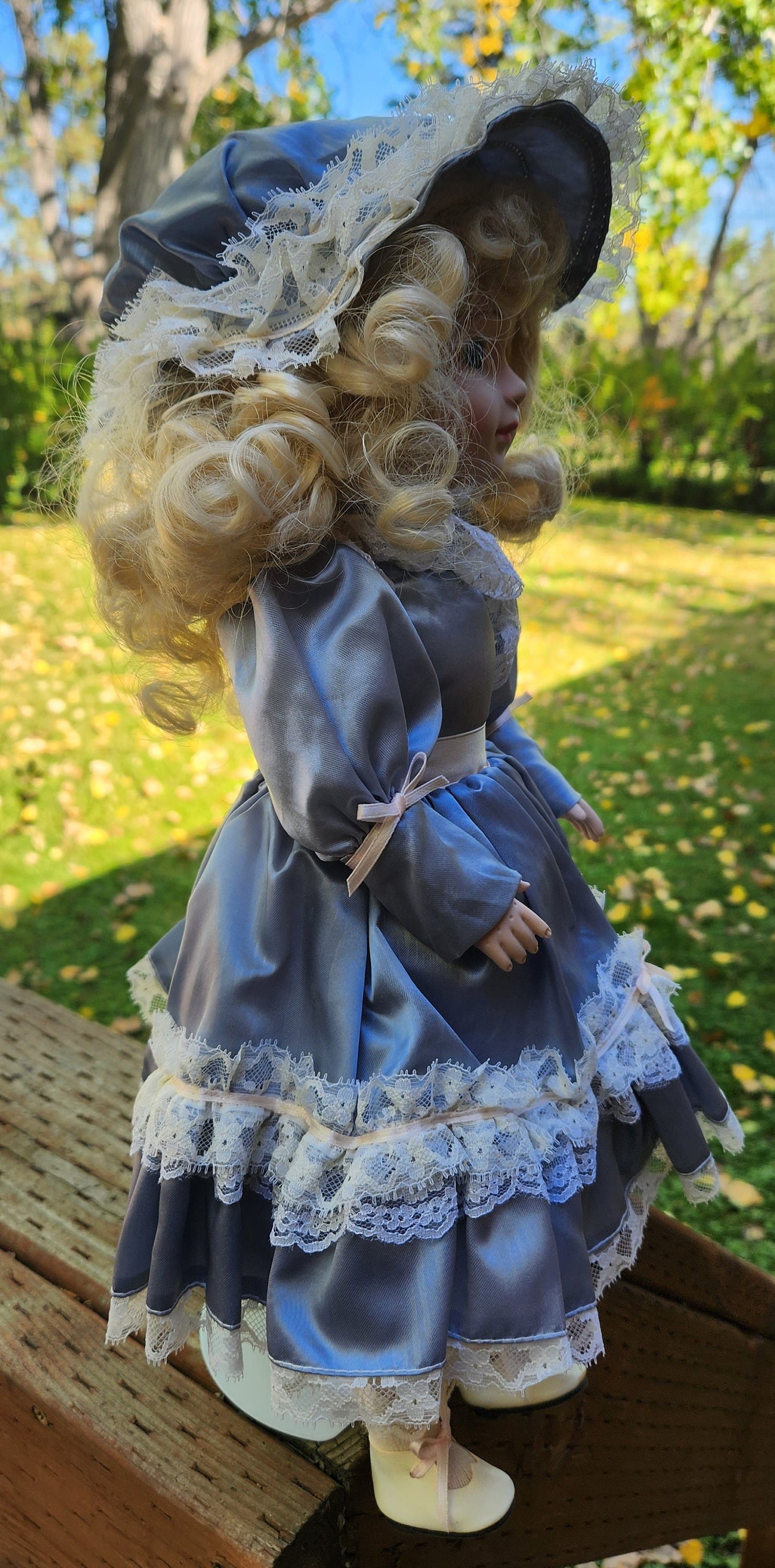 Seymour Mann 17" Porcelain Doll - Connoisseur Collectible