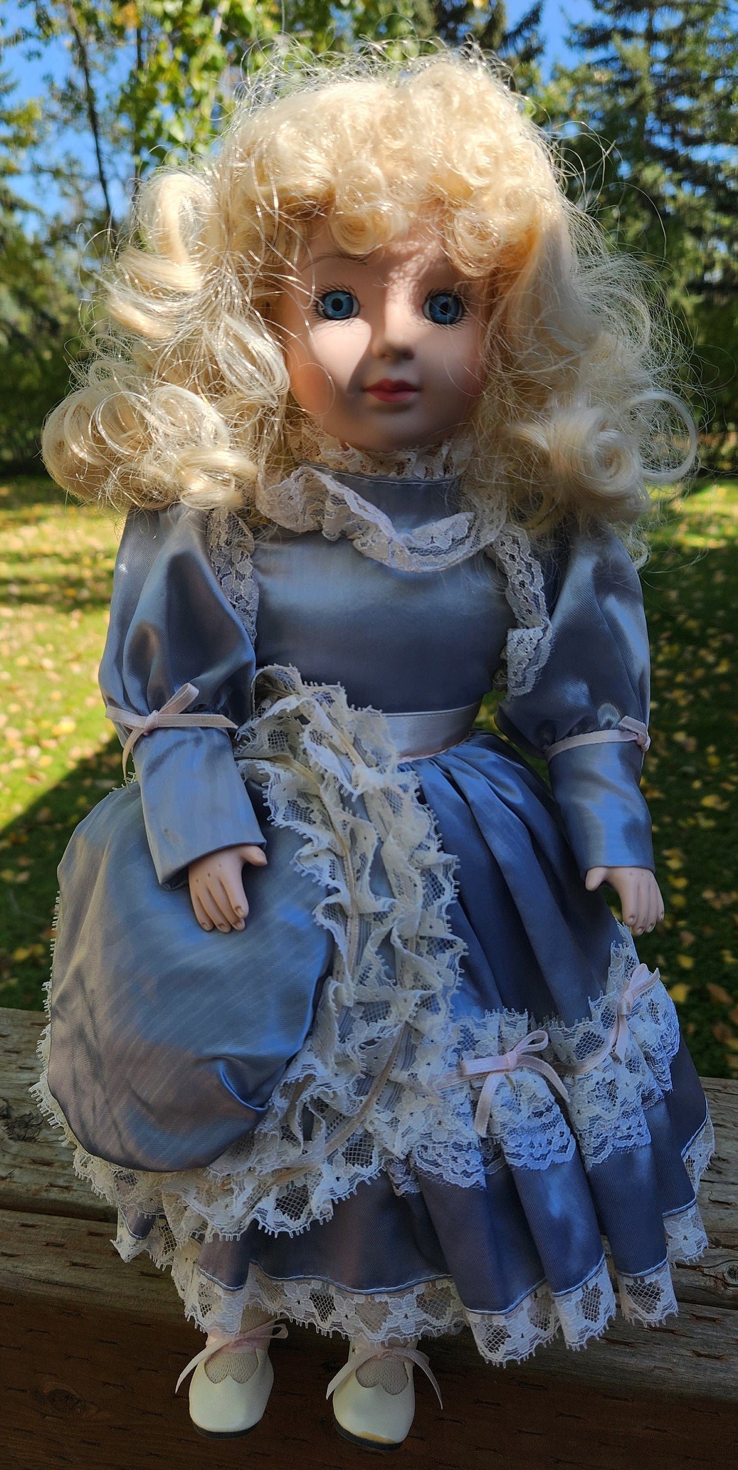 Seymour Mann 17" Porcelain Doll - Connoisseur Collectible