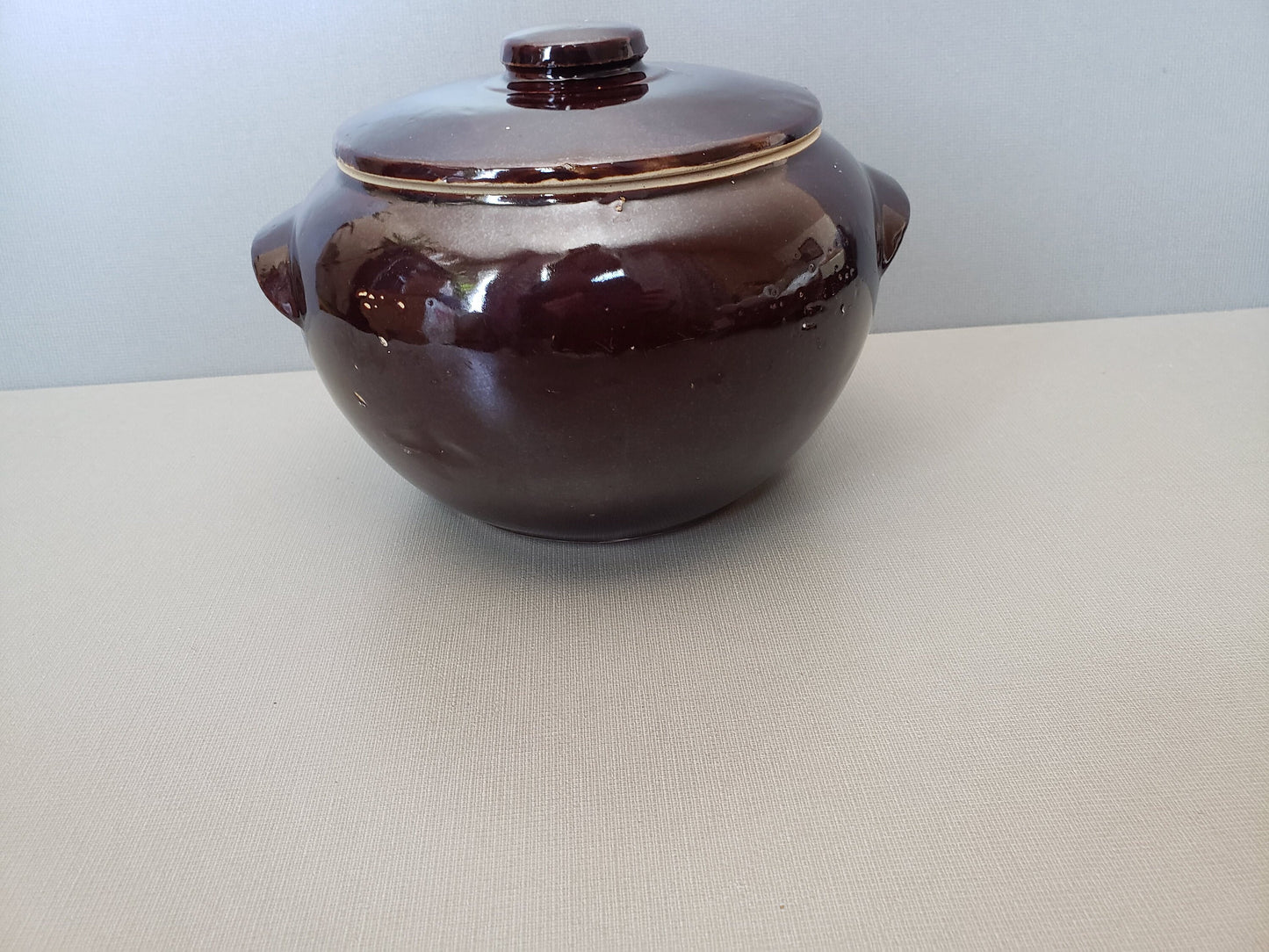 Mid Century Vintage Bean Pot